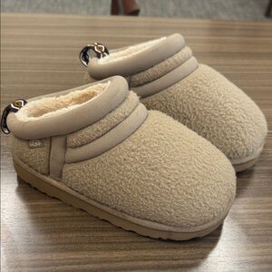 UGG Kids Classic Micro Boots in Tan - unisex